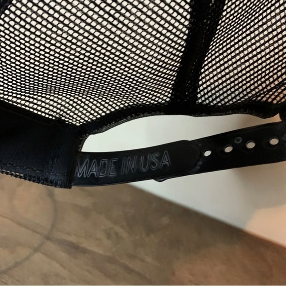 Vintage Snapback Mesh Trucker Hat Shively Kentucky New Era USA - Picture 5 of 6